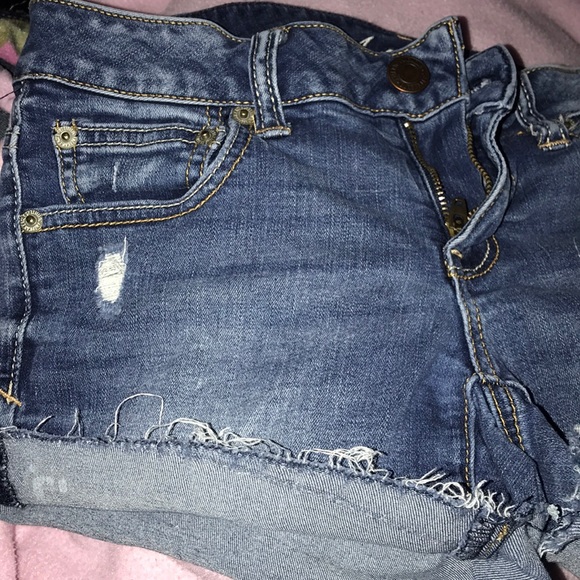 AE short - Picture 3 of 5